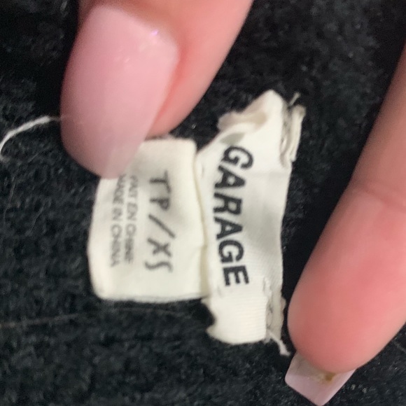 Garage black and shite stripped sweater - Picture 2 of 3